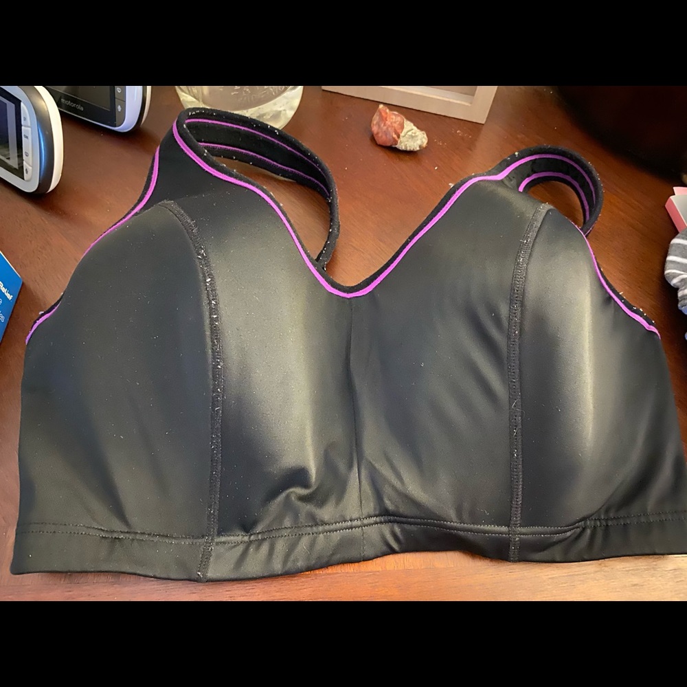 Cacique high impact sports bra